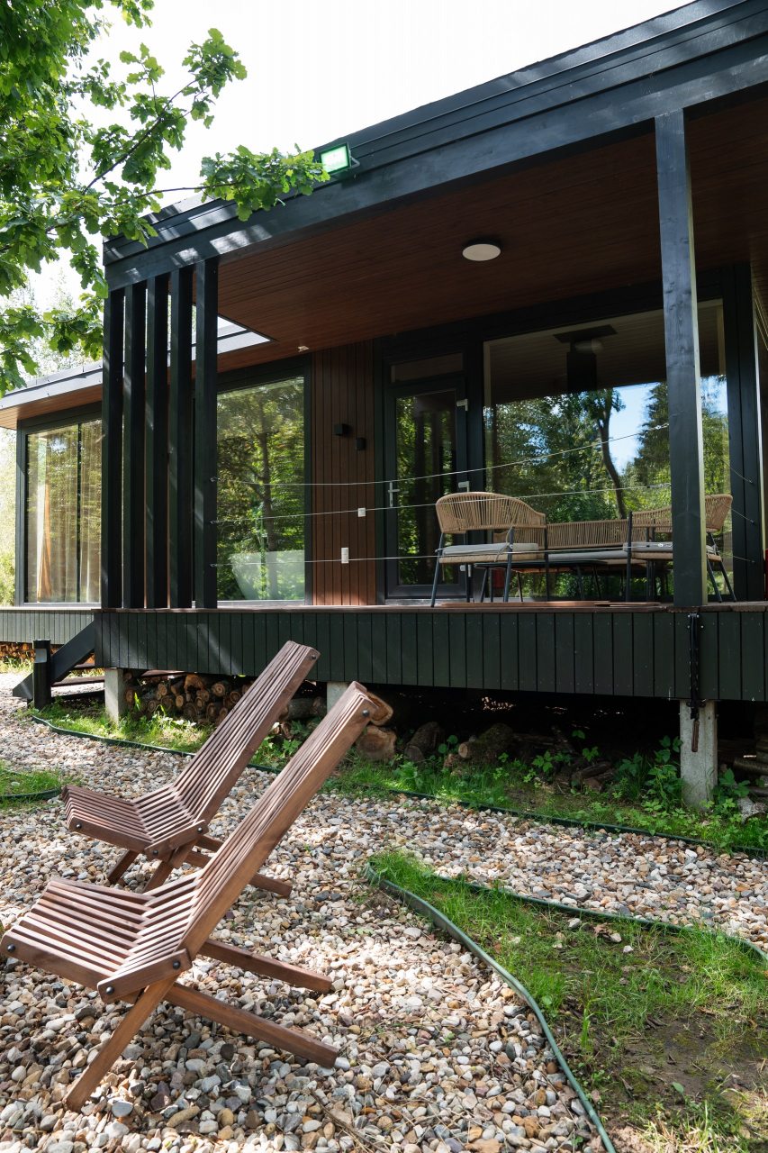 Коттедж (Куб), Коттедж Лис и Лес