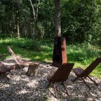 Коттедж (Куб), Коттедж Лис и Лес