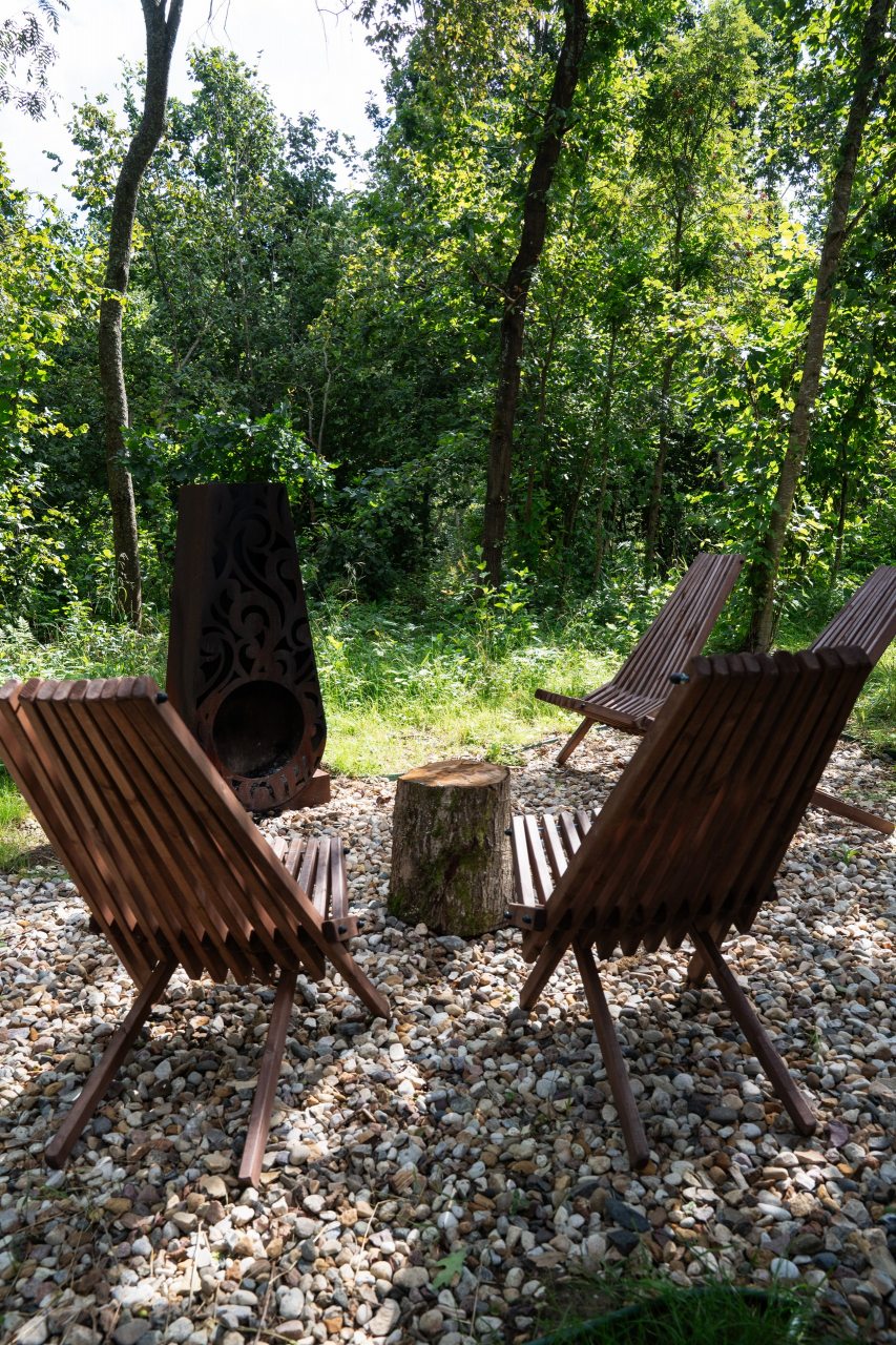 Коттедж (Куб), Коттедж Лис и Лес