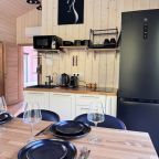 Коттедж (Огонёк), Коттедж Лис и Лес