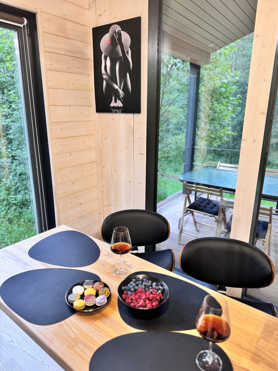 Коттедж (Огонёк), Коттедж Лис и Лес