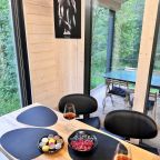 Коттедж (Огонёк), Коттедж Лис и Лес