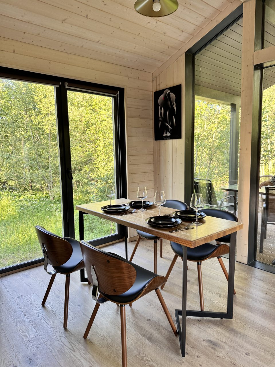 Коттедж (Огонёк), Коттедж Лис и Лес