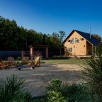 Безопасная костровая площадка с местами для сидения