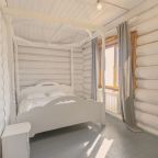 Пятнадцатиместный (Коттедж), Глэмпинг Аван 21