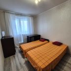Трёхместный и более (Квартира 2-комн на проспекте Космонавтов в центре города), Апартаменты 2‑комнатные на Космонавтов
