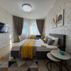 Апартаменты (Ассорти, однокомнатные апартаменты на ул. Строителей 16А), Апартаменты Ассорти