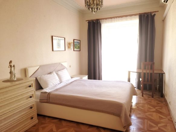 Апартаменты Home Time Apart для 6 гостей с шикарным видом в центре Владивостока