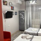 Двухместный (Двухместный трансформер улучшенный №3), Гостиница Новая