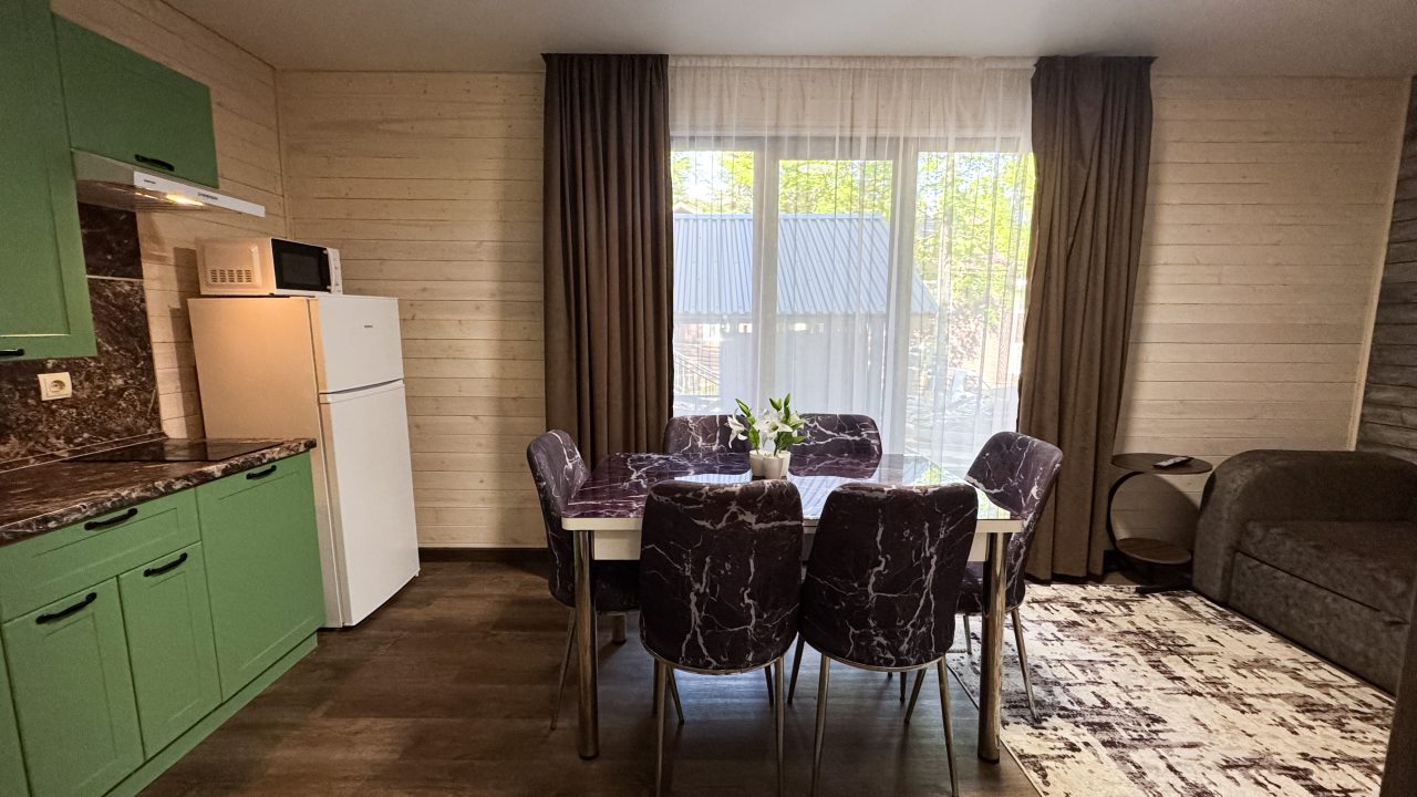 Коттедж (С 2 спальнями на 6 человек), База отдыха HOTEL PREMIER SKI