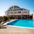 Полулюкс (Полулюкс), Гостиничный комплекс Vita Wellness & Spa