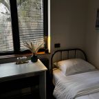 Трехместный Женский (Амалиенау), Хостел Прусс