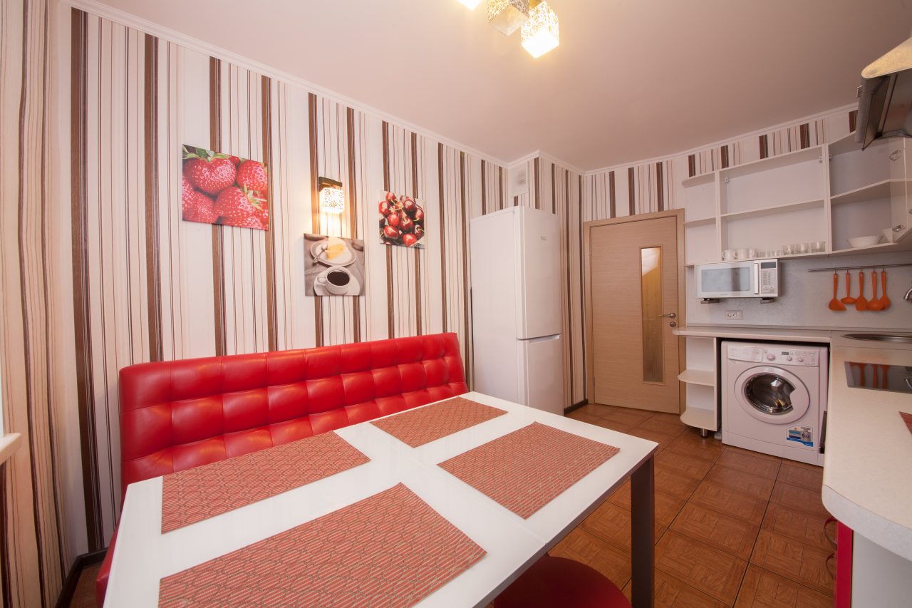 Квартира (Апартаменты ул.Весны д.17 (5 этаж)), Апартаменты Трехкомнатные на улице Весны