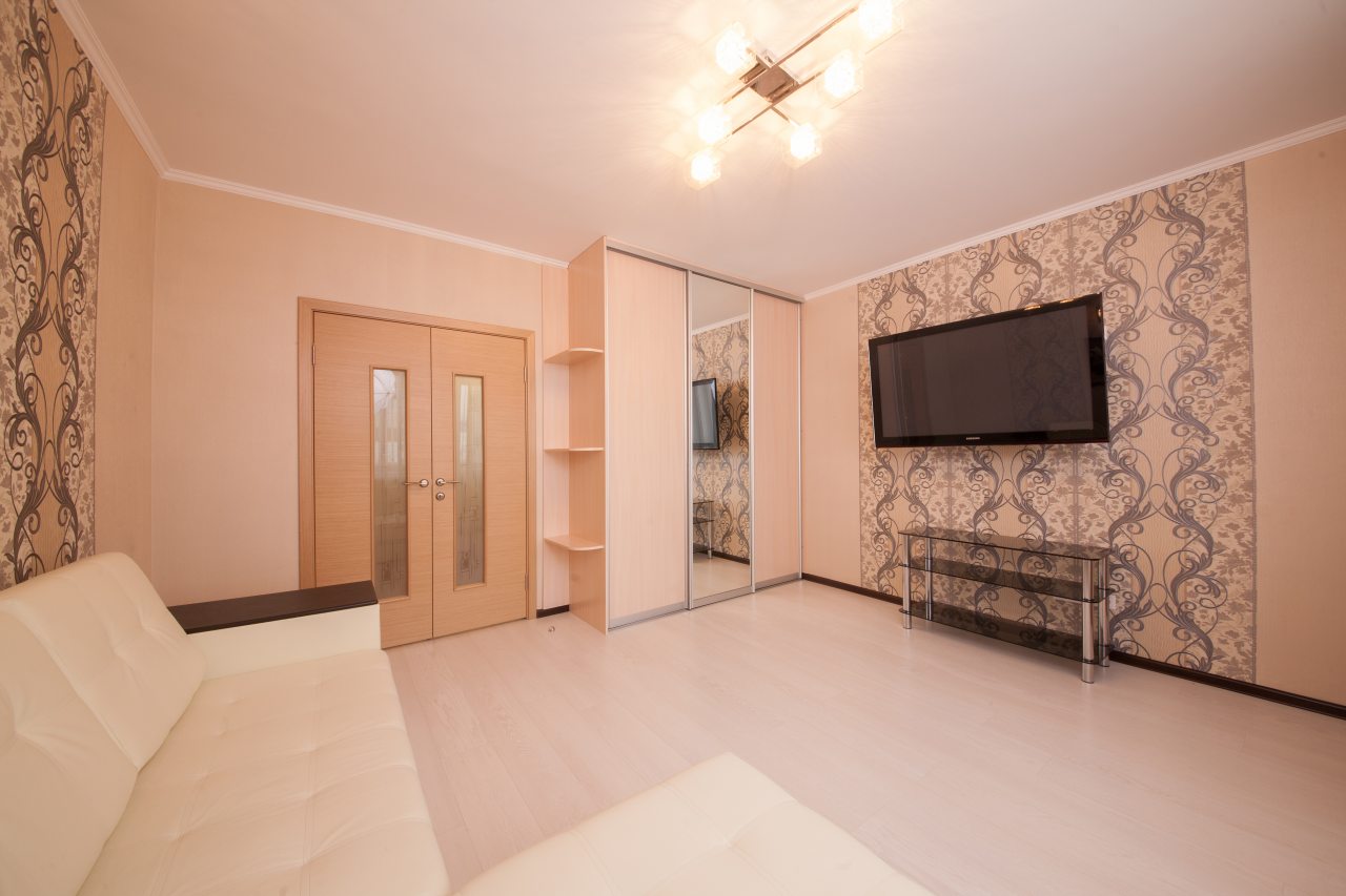 Квартира (Апартаменты ул.Весны д.17 (5 этаж)), Апартаменты Трехкомнатные на улице Весны