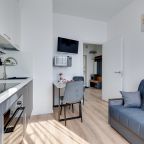 Апартаменты (Однокомнатная квартира), Апартаменты Happy People на улице Героя России Филипова 10