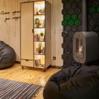 Библиотека, Домики в настоящем лесу