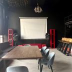 Разрешено проведение мероприятий, Апартаменты Лофт в Севкабеле