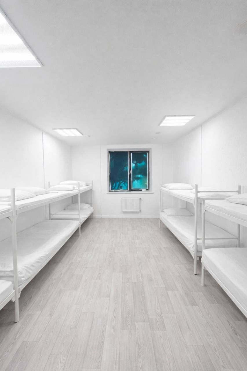 Трёхместный и более (Номер общий Мужской), Хостел Лыжный 8