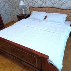 Тринадцатиместный (Центр парк 14 мест Велинградская 30), Апартаменты На Велинградской 30