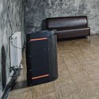 Разрешено проведение мероприятий, Коттедж Рядом с аэропортом