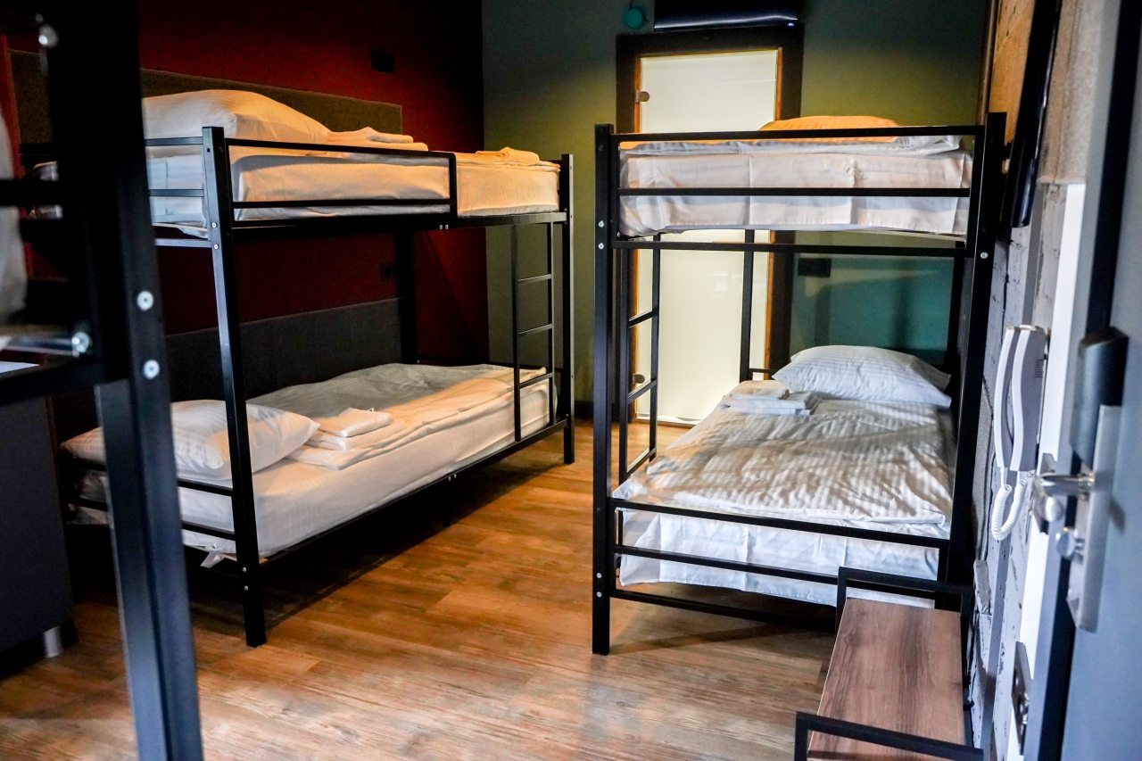 Шестиместный, Апарт-отель Мамонтовъ