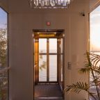 Лифт с видом на море