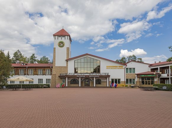 Гостиница Беловежская пуща, Каменюки