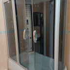 Трёхместный и более (Трехместный двухкомнатный номер с кухней и дополнительной кроватью), Гостиница Гостель