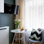 Студио (Студия с дизайнерским ремонтом), Апартаменты Евростудии на 4-ой Советской