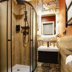 Студио (Студия у метро плoщадь Boсстaния), Апартаменты Евростудии на 4-ой Советской