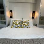 Люкс (Апартаменты SKY INN Gold), Апартаменты SKY INN Color Apartments