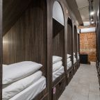 Каждая капсула закрывается индивидуальной шторкой.