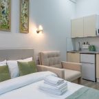 Трёхместный и более (Райские птички Океании), Апартаменты Центр Пирогова рекомендует