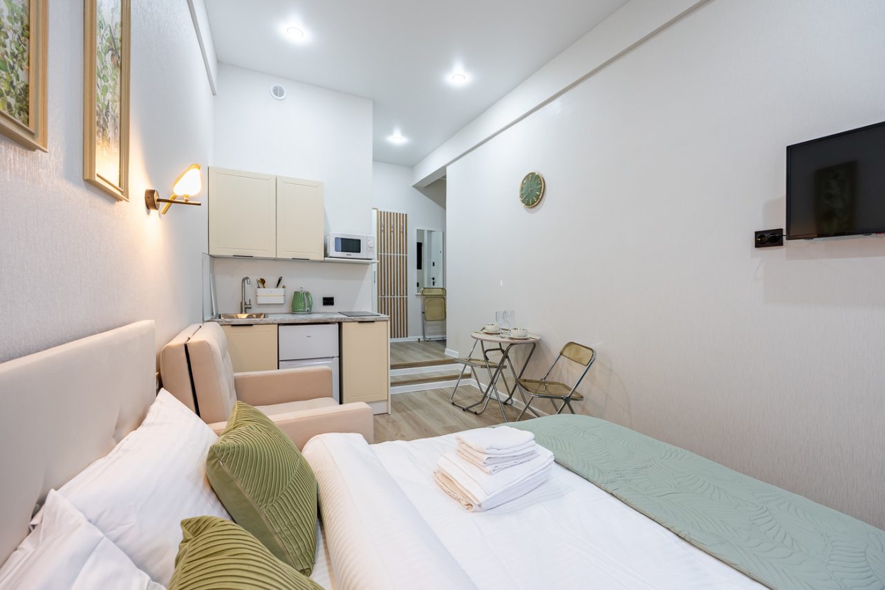 Трёхместный и более (Райские птички Океании), Апартаменты Центр Пирогова рекомендует