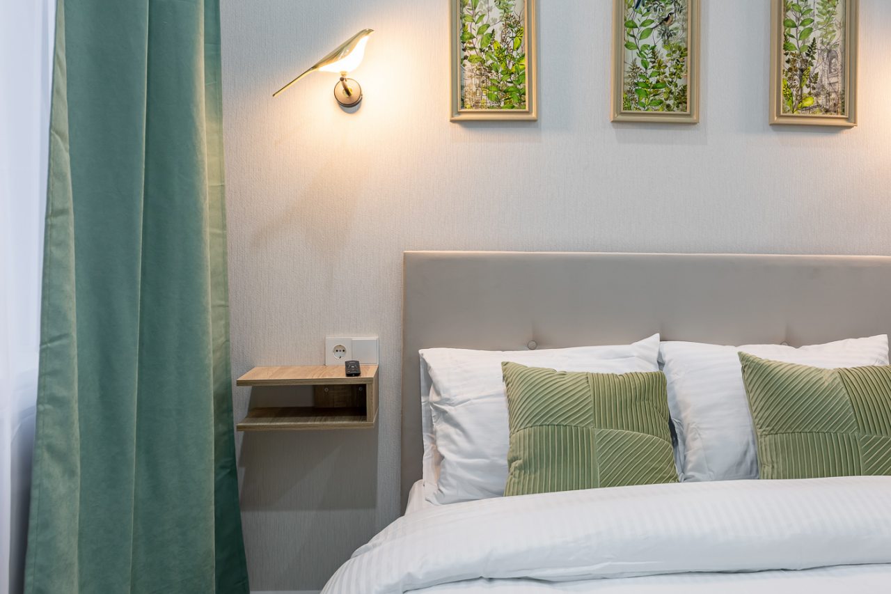 Трёхместный и более (Райские птички Океании), Апартаменты Центр Пирогова рекомендует