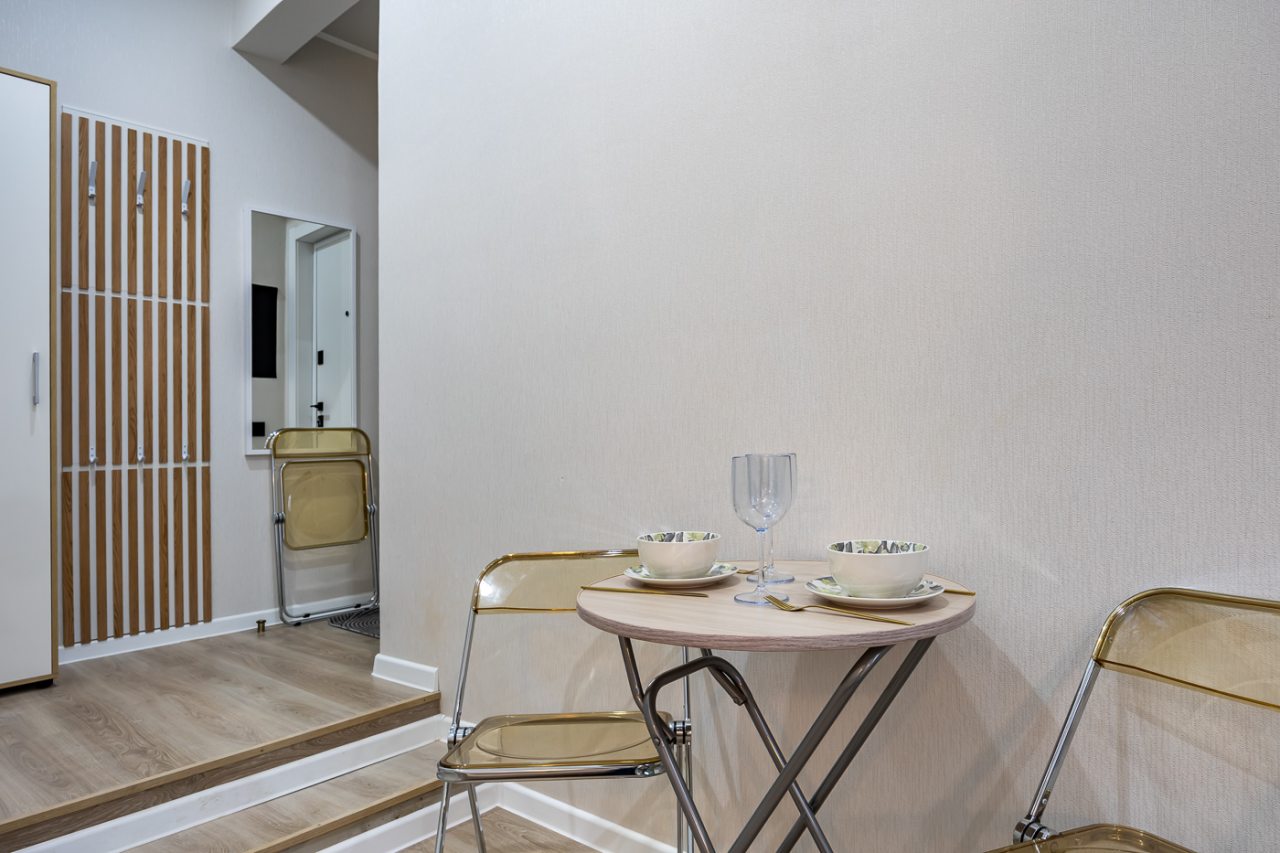 Трёхместный и более (Райские птички Океании), Апартаменты Центр Пирогова рекомендует