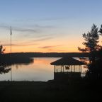 Вид на реку, Гостевой дом Рыбак с семьей