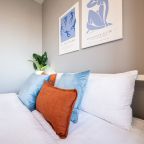 Шестиместный (Пять Звёзд парк Терешковой), Апартаменты Пять Звёзд парк Терешковой