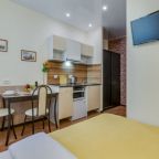 Студио (Студия с дизайнерским ремонтом), Апартаменты Евростудии на Егорова