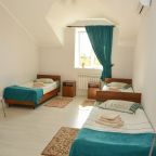 Трёхместный и более, Гостиница Медведефф на Пензу