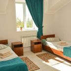 Трёхместный и более, Гостиница Медведефф на Пензу