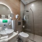 Четырехместный (Семейный 2-х комнатный), AZIMUT Парк Отель Виноградная Сочи