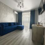 Четырехместный (Люкс двухкомнатный с балконом), Отель Оазис