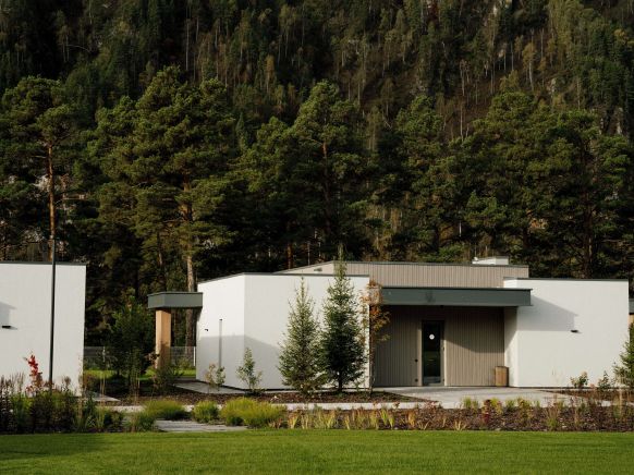 Отель Грушевый цвет