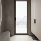 Панорамный вид на реку и горы.