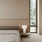 Панорамный вид на реку и горы.