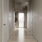 Двухэтажный дом на первой береговой линии.