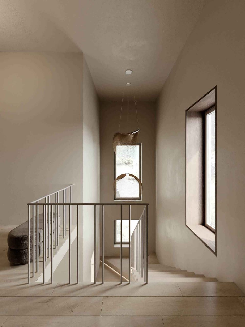 Двухэтажный дом в отдалении с видом на сад и горы.