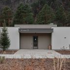 Одноэтажный дом на первой береговой линии.