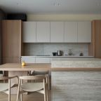 Просторная кухня-гостиная и две спальни.